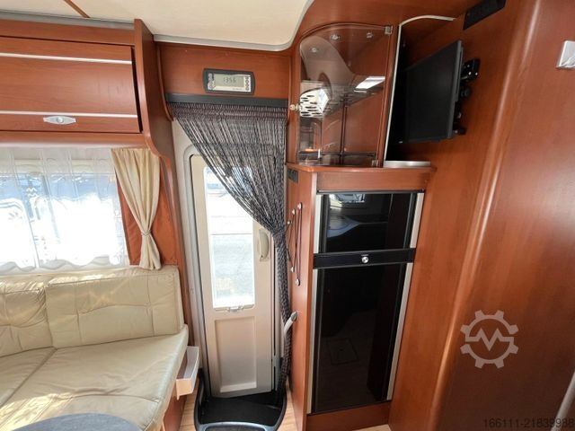 Alkoof camper DETHLEFFS A 9000 XXL - Einzelbetten -  - AHK