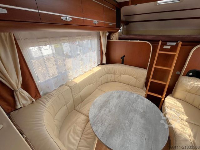 Alkoof camper DETHLEFFS A 9000 XXL - Einzelbetten -  - AHK