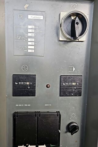 Centro universal de usinagem Deckel Maho 60 U hi dyn