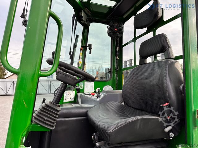 Empilhador de 4 vias Combilift C4500 / LPG / UDT / TRIPLEX / 5500MM