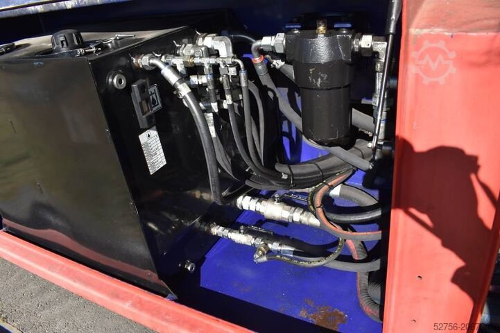 Elevador de tesoura JLG 260-25