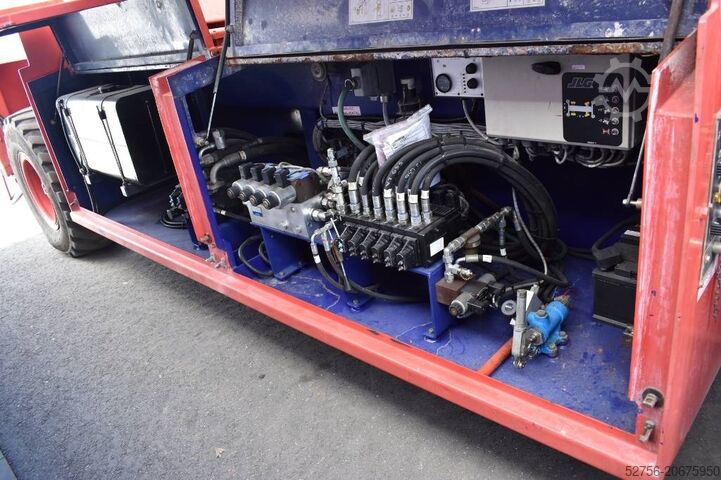 Elevador de tesoura JLG 260-25