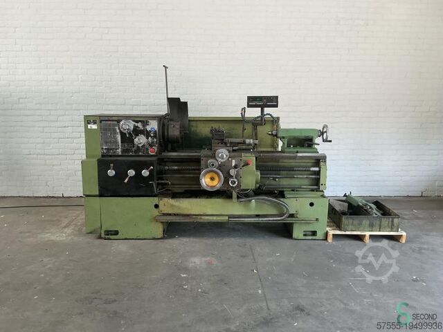 Tour horizontal pour usinage des métaux ZMM CU 400 1994 ZMM CU 400 CU