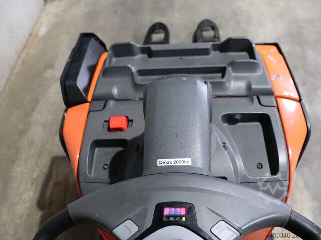 Pallet truck BT LPE200