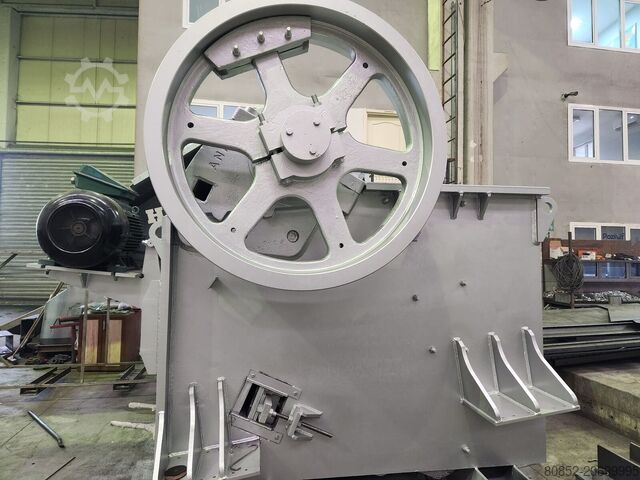 Razbijač krhotina Polygonmach PMJI 1100x850mm jaw crusher