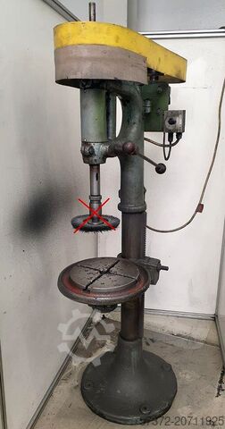 Pelarborrmaskin GILLARDON