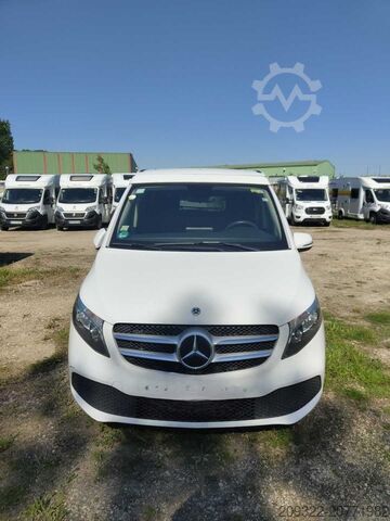 τυπική μονάδα τράκτορα Mercedes Marco Polo 250d | 2 Posti Letto | Cucina + Tetto Sollevabi