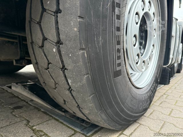 Standard SZM MAN TGS 26.440 Zugmaschine + Atlas Kran 5 Ausschube