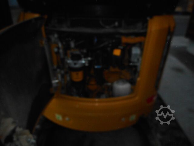 Minigraafmachine Caterpillar 302 CR mit POWERTILT