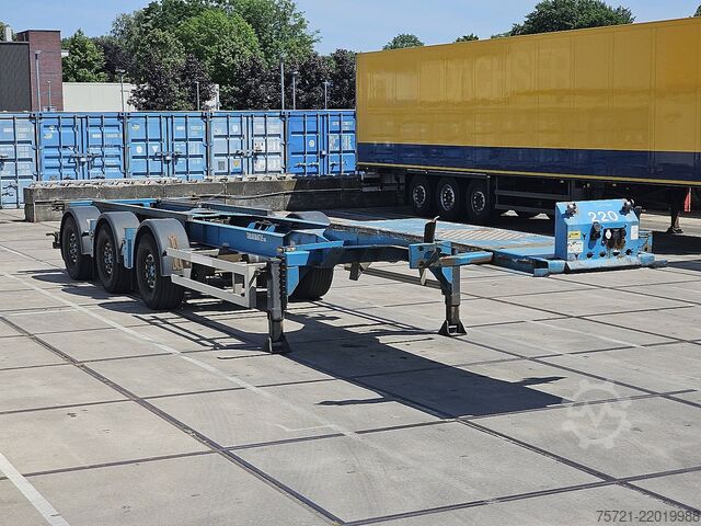 Transport af containere RENDERS CHASSIS PORTMASTER