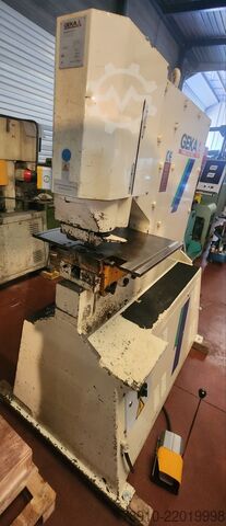 Hydraulisk stansemaschine 80 ton GEKA GEKA PUMA80 / E500