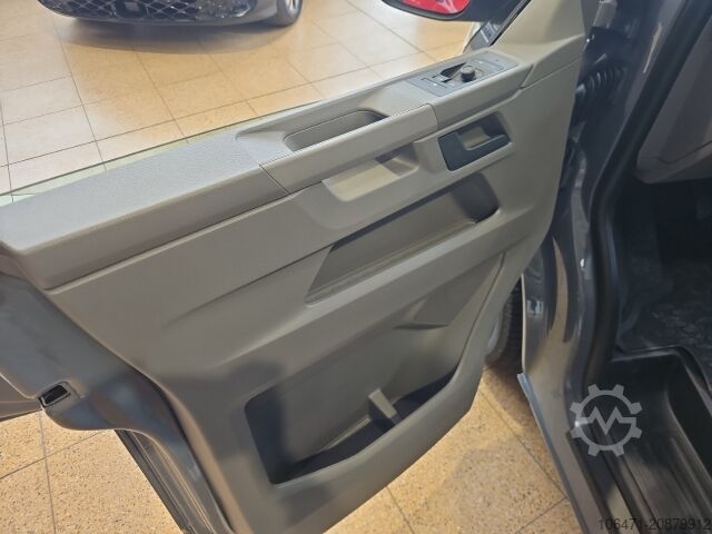 Panelová dodávka VW Transporter Kasten 2,0l TDI 5-Gang AHK Navi LED ACC Apple CarPlay Android Auto