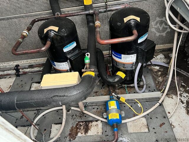 Chladicí stroj Kaltwassersatz Clint 85 KW Chiller 2012 Kälteanlage