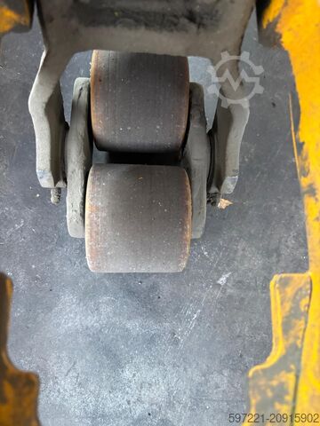 Manuseadores de contentores Jungheinrich ERE 120/C20