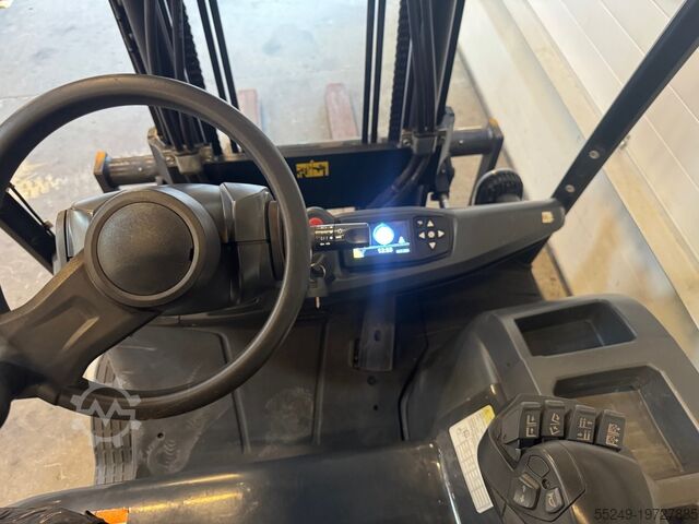 4-wiel heftruck Unicarriers MX 25