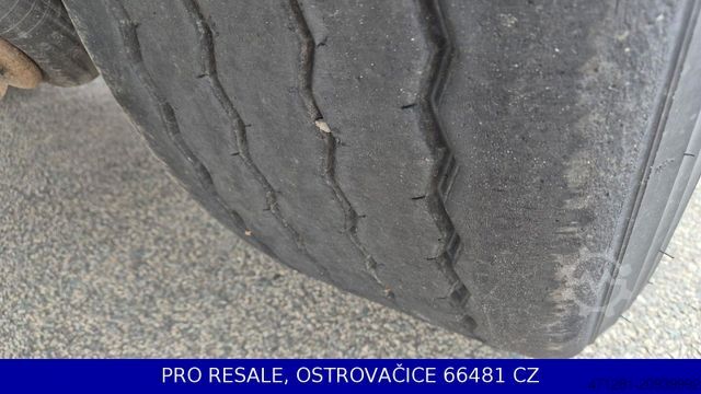 Semi-reboque aberto com lona SCHWARZMÜLLER SPA 3/E STD + LIFTACHSE