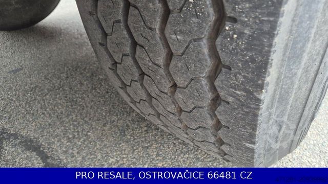 Semi-reboque aberto com lona SCHWARZMÜLLER SPA 3/E STD + LIFTACHSE