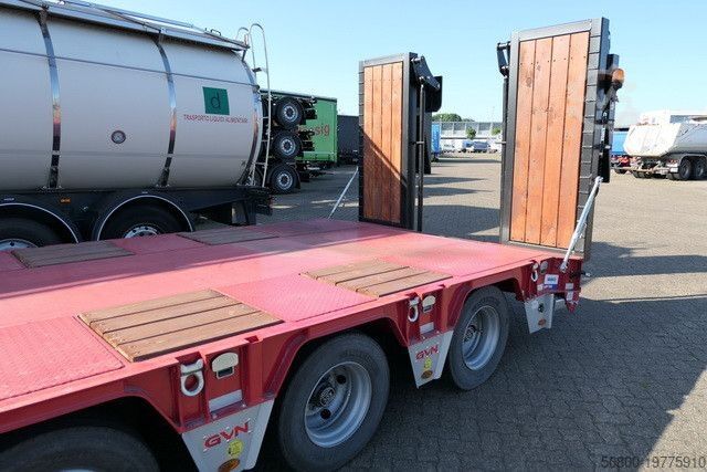 Dieplader oplegger GVN 4, Radmulden, Ausziehbar, Hydr. Rampen