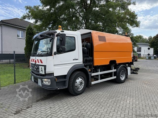 Veegmachine MERCEDES-BENZ Atego 1323 Faun Viajet 6 HD Heckabsaugung