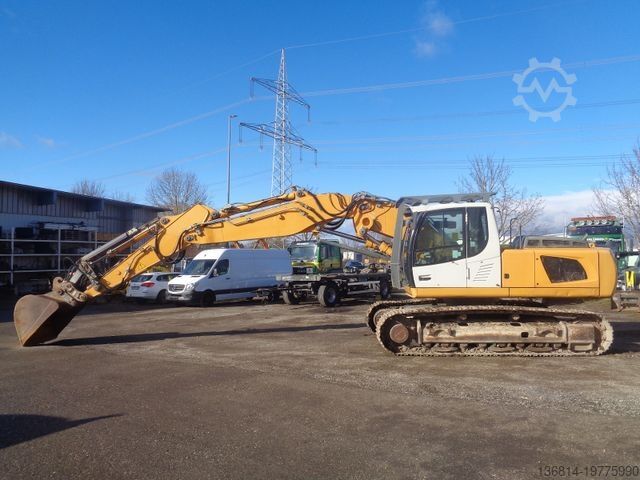 Kettenbagger LIEBHERR R916 Litronic + Löffel, Klima, RF-Kamera