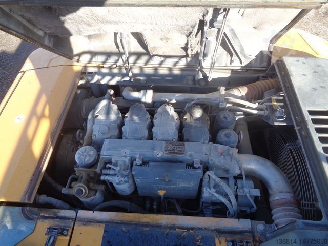 Kettenbagger LIEBHERR R916 Litronic + Löffel, Klima, RF-Kamera