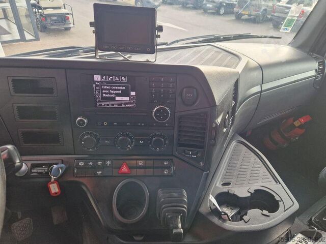 Kiper kamion Mercedes Arocs