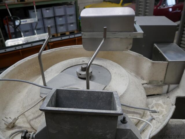 Brood rond-/langvormmachine Eberhardt Universal VG