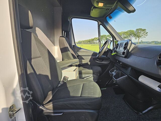 Carrinha de tejadilho alto MERCEDES-BENZ SPRINTER 317 ac automaat EURO6