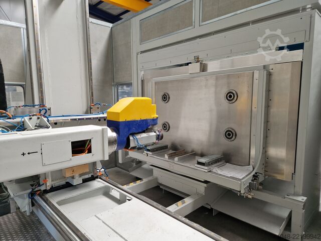 CNC-bewerkingscentrum met zwenktafel MAKA DC 7