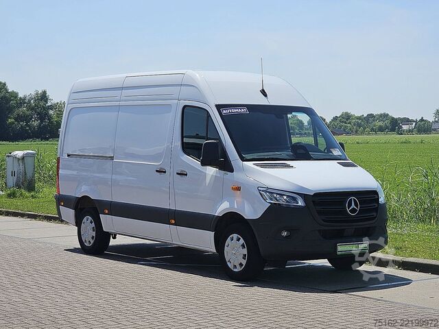 Bestelauto MERCEDES-BENZ SPRINTER 317 L2H2 LED Mbux10 AC!