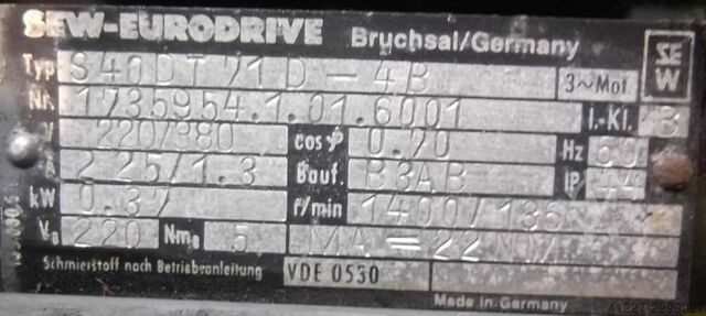 Tandwielmotor 0,37 kW 136 tpm SEW-EURODRIVE S40DT71D-4B