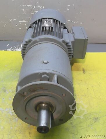 Motor cu transmisie 1,1 kW 57 rpm SEW-EURODRIVE RF60DT90S4BN
