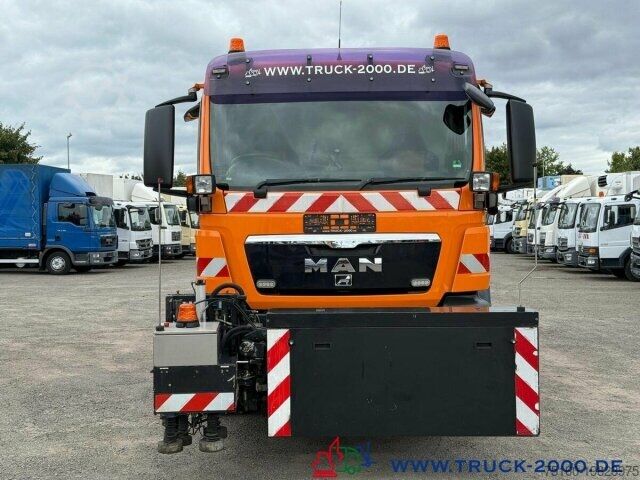 Φορτηγό δεξαμενή κενού MAN 26.320 Müller Kanal Sauger + Sinkkastenreiniger