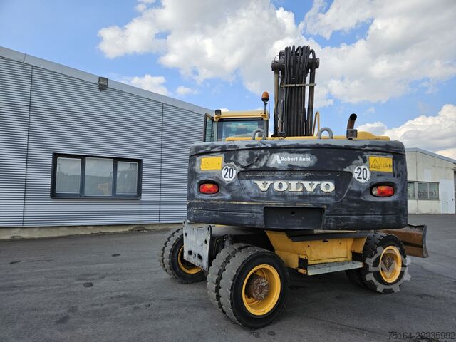 Excavadora móvil Volvo EW 180 C