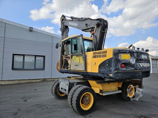 Excavadora móvil Volvo EW 180 C