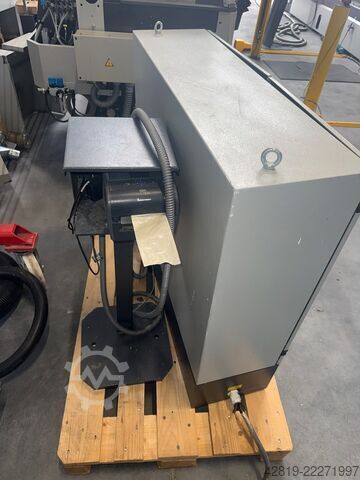 Serra de esquadria dupla Elumatec DG 142 01