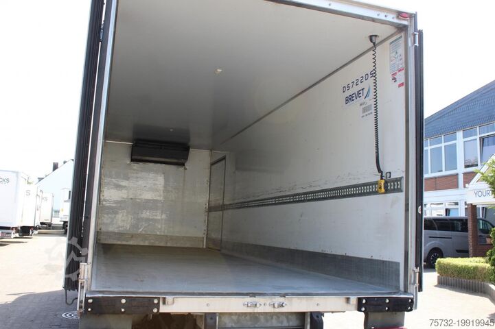 Kühlkoffer-LKW Volvo FL 260 E6 TK T800R 16t Strom Türen+LBW FRC