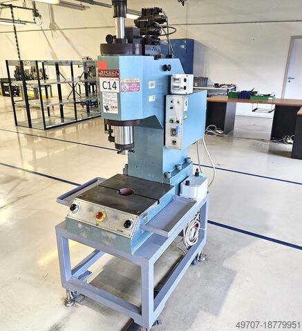 ATSUGI 10 tonnás hidraulikus prés Atsugi AP-10-KL 10ton