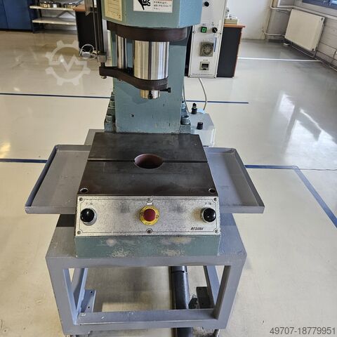 ATSUGI 10 tonluk hidrolik pres Atsugi AP-10-KL 10ton
