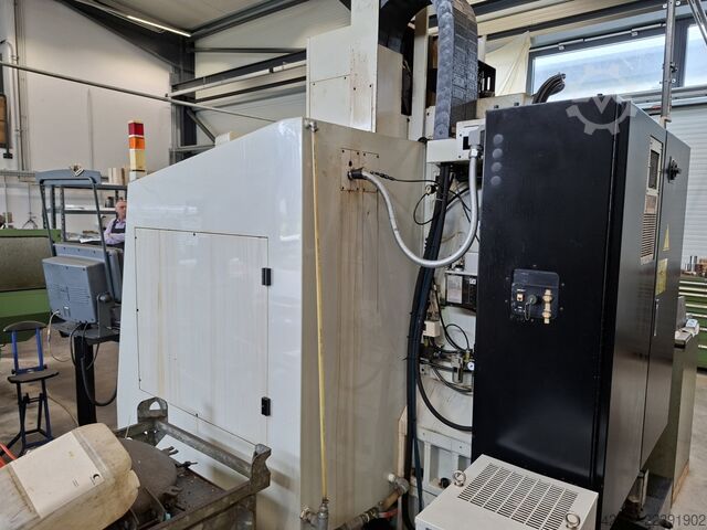 Centres d'usinage - verticaux HURCO VMX 30