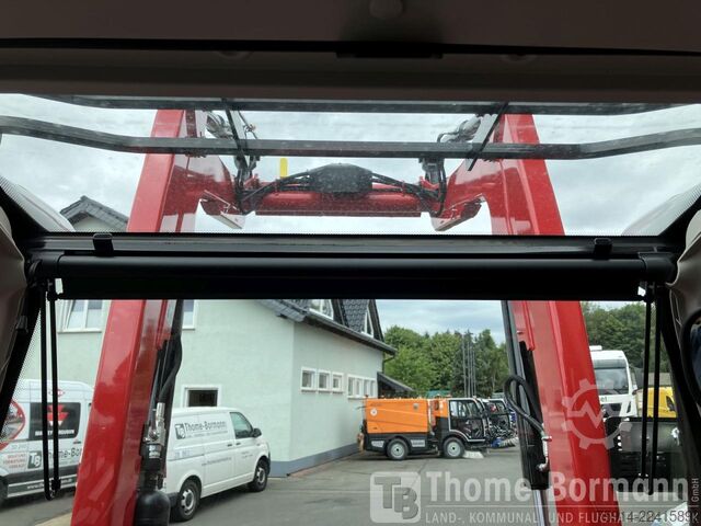 Tractor Massey Ferguson MF 4709 M Cab Essential