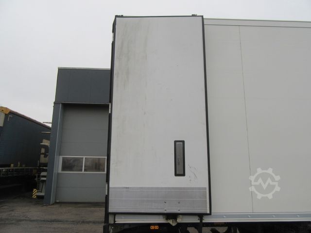 Reefer semitrailer SCHMITZ CARGOBULL Cool Doppelstock Achslift Palettenkasten ATP