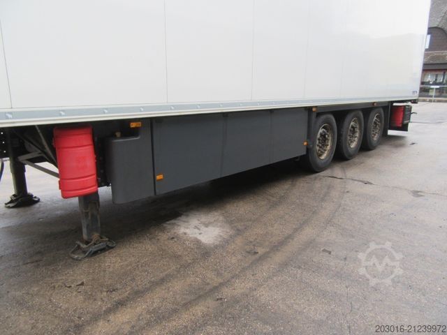 Reefer semitrailer SCHMITZ CARGOBULL Cool Doppelstock Achslift Palettenkasten ATP