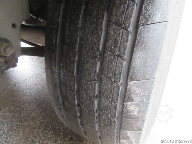 Reefer semitrailer SCHMITZ CARGOBULL Cool Doppelstock Achslift Palettenkasten ATP