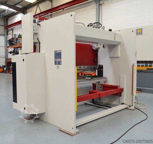 Hydraulisk mappe MVD SERIE B - 3.100x135Tn