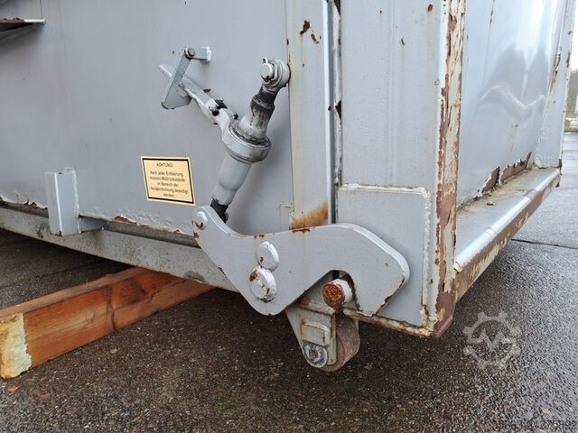 Perscontainer nr. 59 Avermann MPC 10 PE