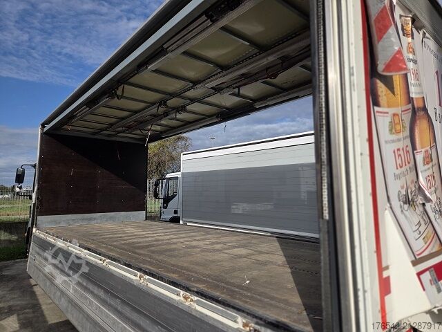 Zárt furgon emelőhátfallal MAN TGM 26.340