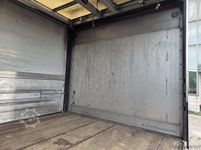 Zárt furgon emelőhátfallal MAN TGM 26.340