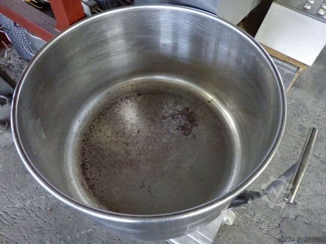 Használt rozsdamentes acél Grieser VPL 350 típusú planetáris keverő keverőedényekkel. GRIESER VPL 350