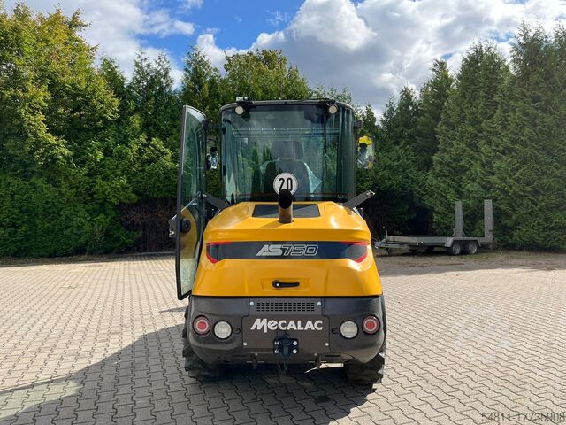 Kerekes rakodó Mecala AS750 Schwenklader